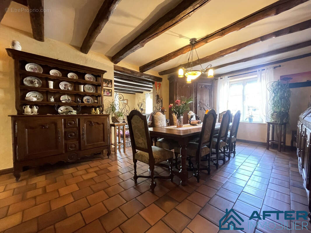 Maison à XERMAMENIL