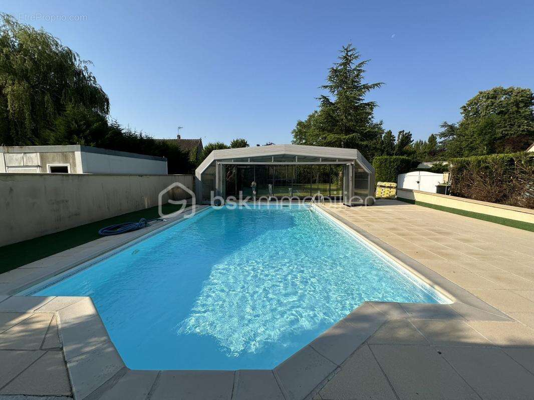 Maison à LA CHAPELLE-GAUTHIER