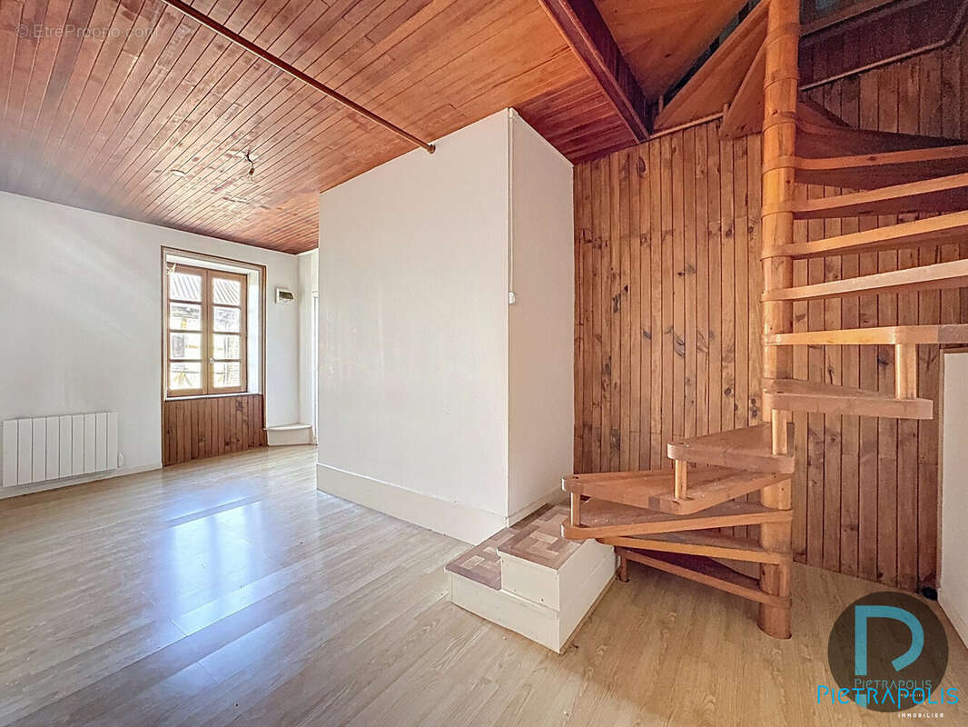 Maison à CHATILLON-SUR-CHALARONNE