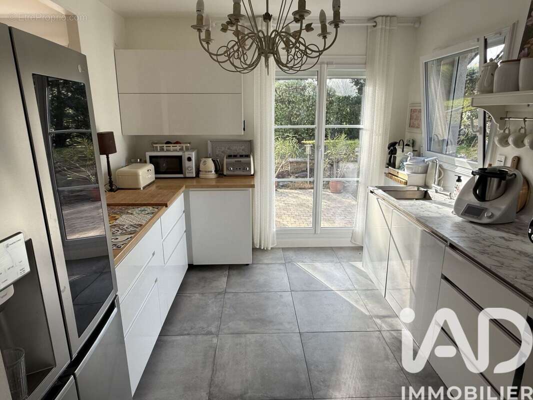 Photo 5 - Maison à BUSSY-SAINT-GEORGES