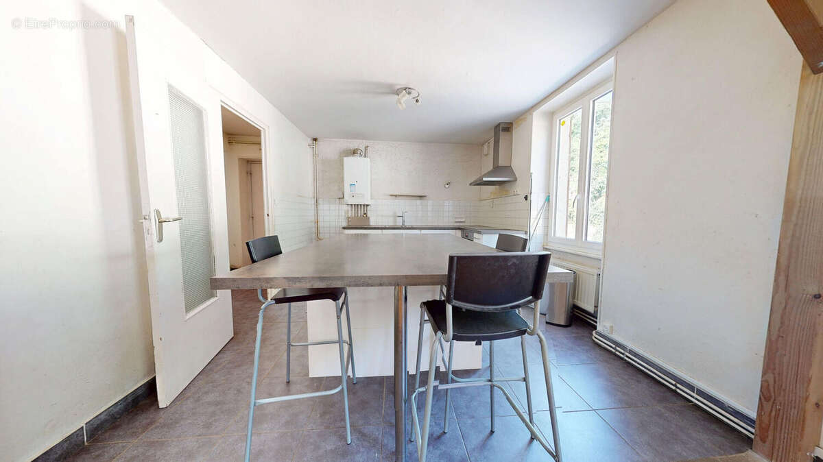 Appartement à PONT-EVEQUE
