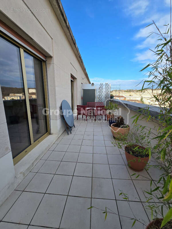 Appartement à VERSAILLES