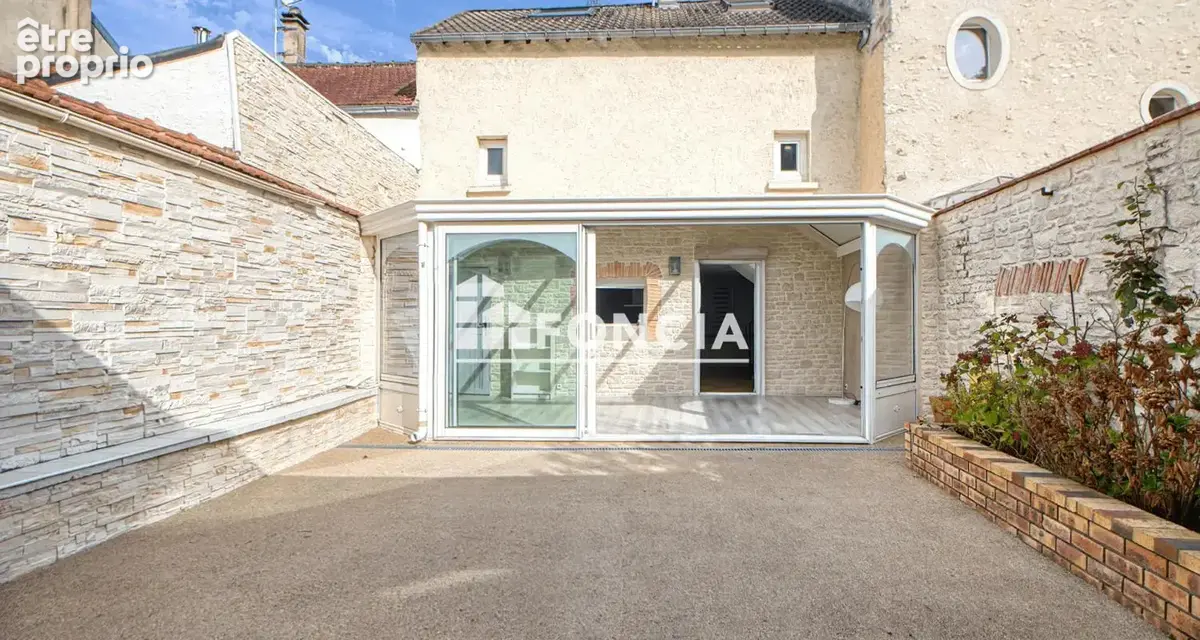 Un havre de paix à La Falaise (78) ! Maison de charme, 90 m2, 3 chambres, séjour sous véranda chauffée, avec jardin clos et 3 te - photo 41