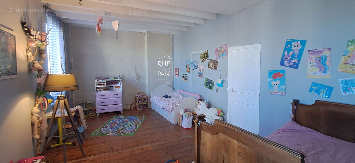 Maison à SAINT-GENEST-D&#039;AMBIERE