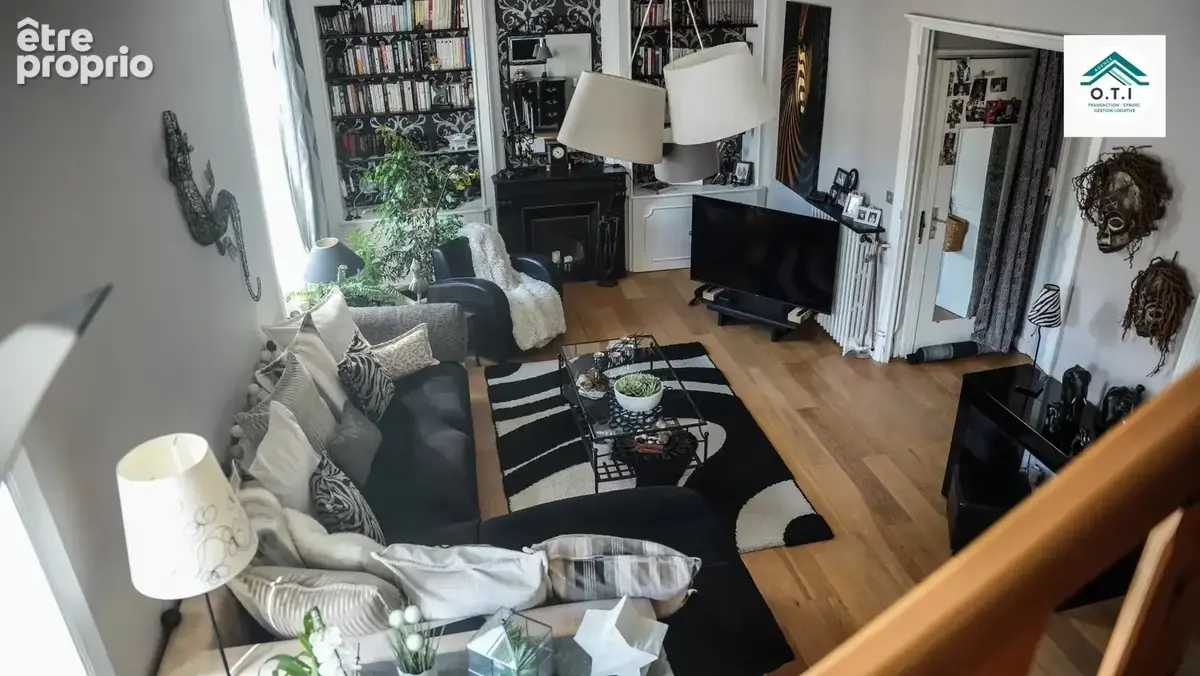 Duplex de caractère avec jardin privatif de plus de 600 m² - photo 3