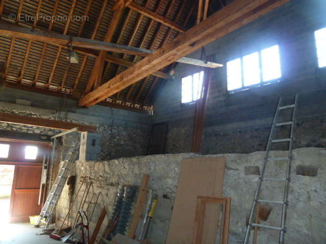 Maison de village individuelle - Chilly - photo 4