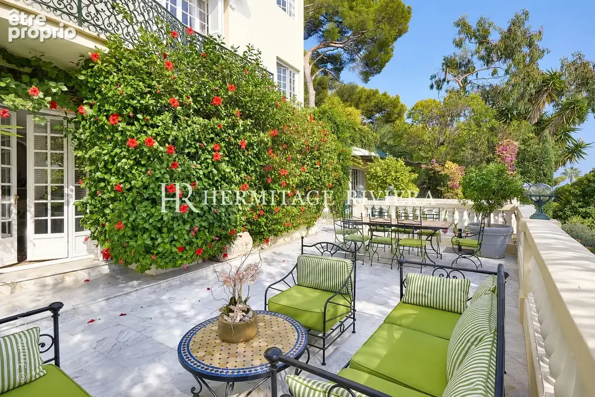 terrasse 2 de la villa belle époque à vendre à cap-d'ail
