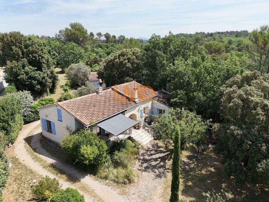 Maison à SAINT-MAXIMIN-LA-SAINTE-BAUME