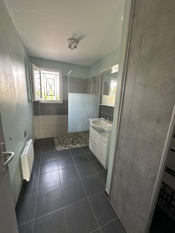10 mn de Marmande classe energie AA , pour cette villa sans travaux ! - photo 4