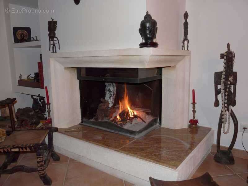 Photo 5 - Maison à COLOMBIERES-SUR-ORB