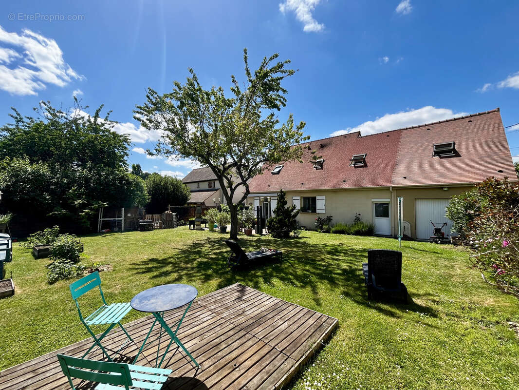 Maison à ROZAY-EN-BRIE