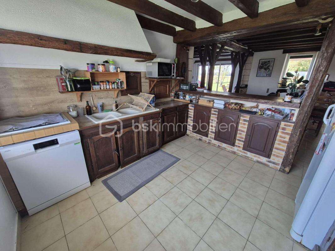 Maison à VILLIERS-AU-BOUIN