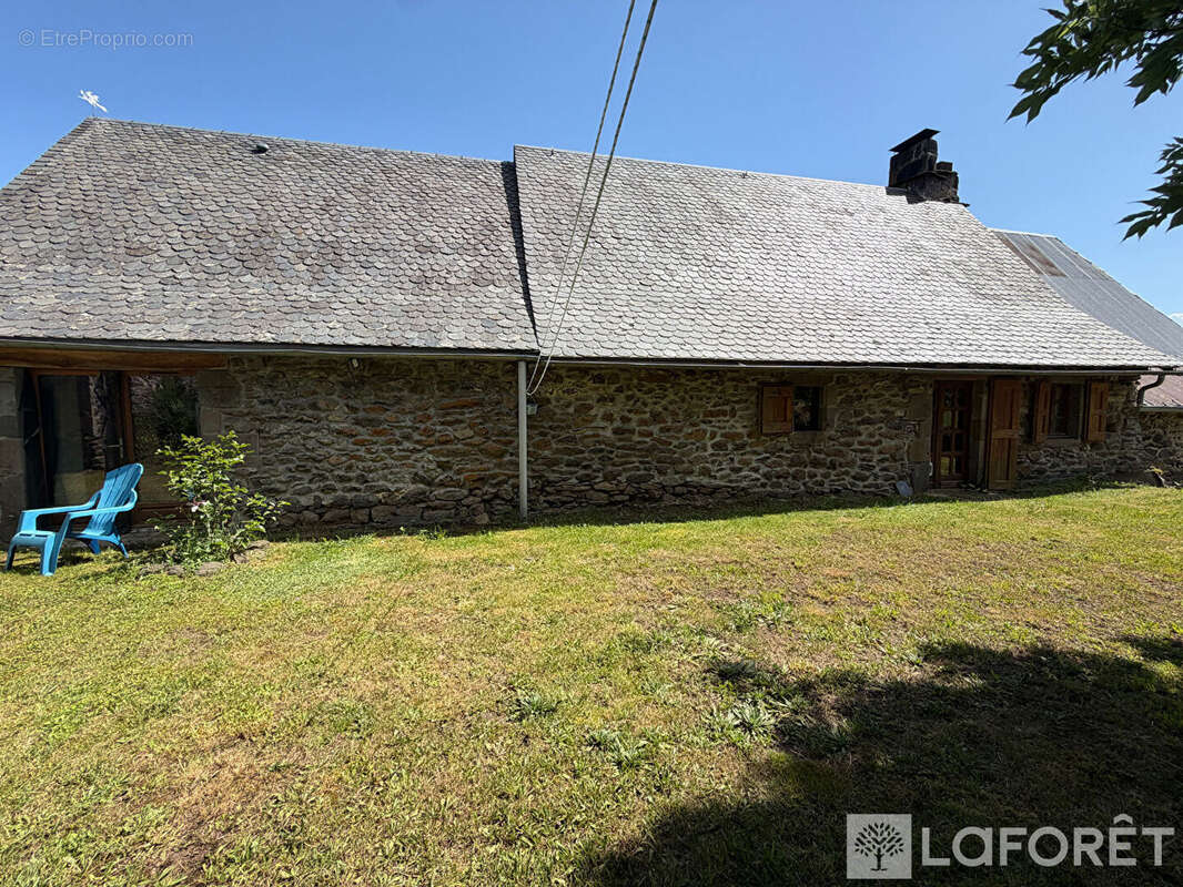 Maison Cussac 6 pièce(s) 186 m2 - photo 16