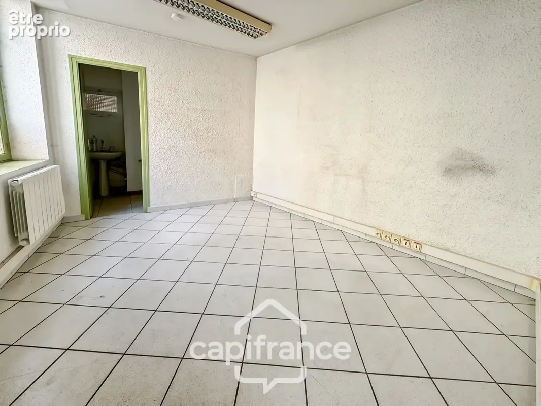 SPÉCIAL INVESTISSEURS – Immeuble de rapport avec fort potentiel – Chalon-sur-Saône - photo 3