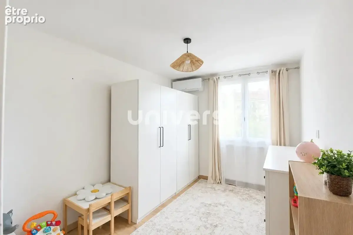 Appartement T3 avec garage de 33 m² et jardin privatif - Bourg les Valence - photo 4