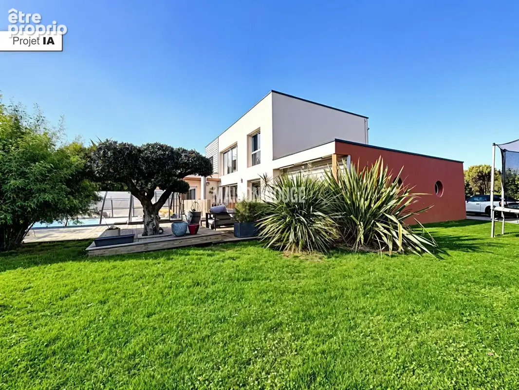 Maison contemporaine avec piscine couverte, grands volumes et terrain sans vis-à-vis à Plourhan - photo 2