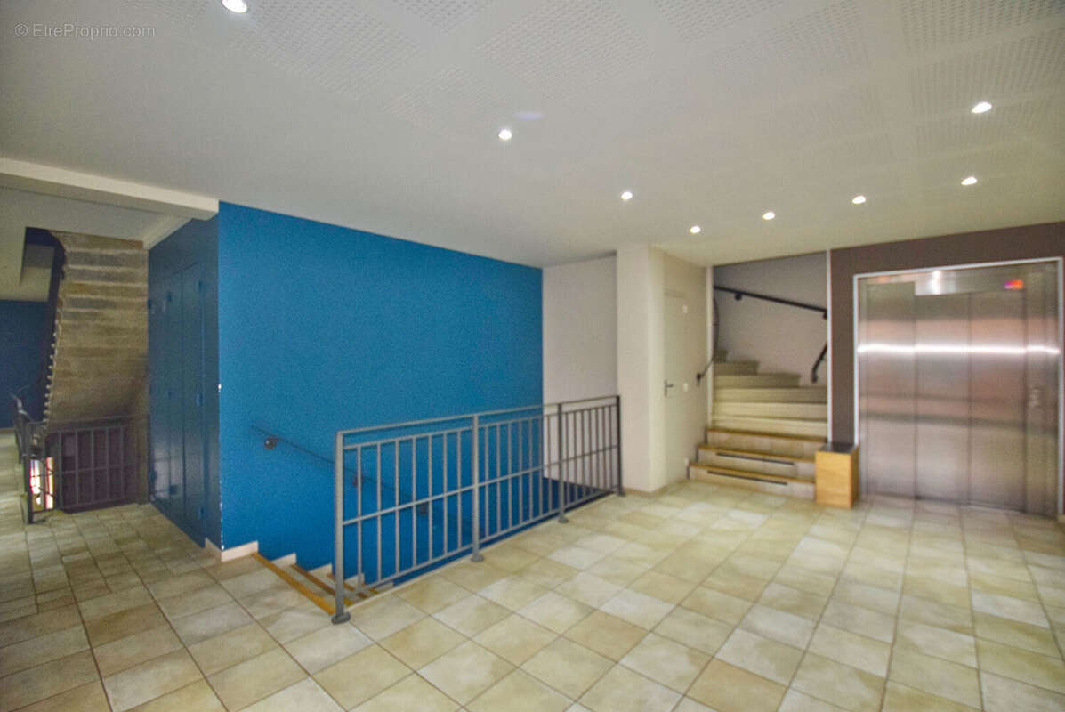 Appartement à L'ARBRESLE