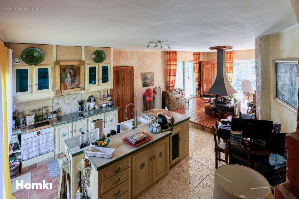 Maison à NEOULES