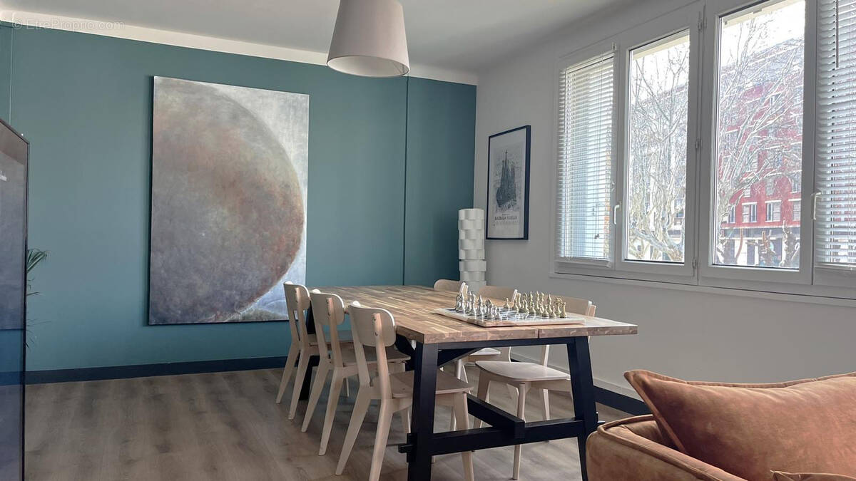 Appartement à NIMES