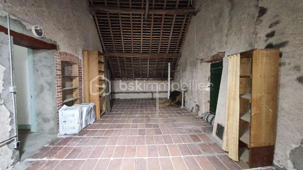 Maison avec dépendances - photo 14