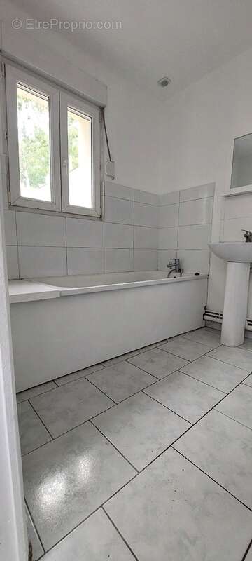 Maison 49 m² à Bruay-La-Buissiere  - photo 8