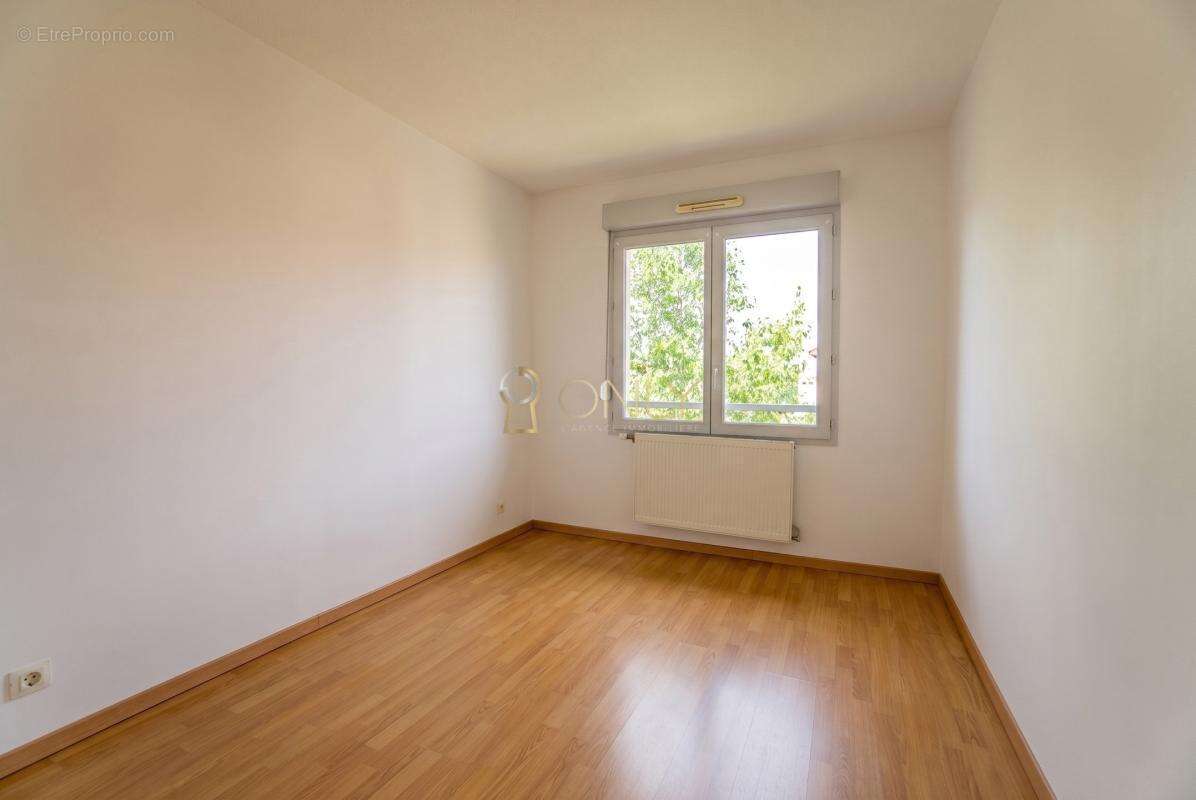 Appartement à ANSE