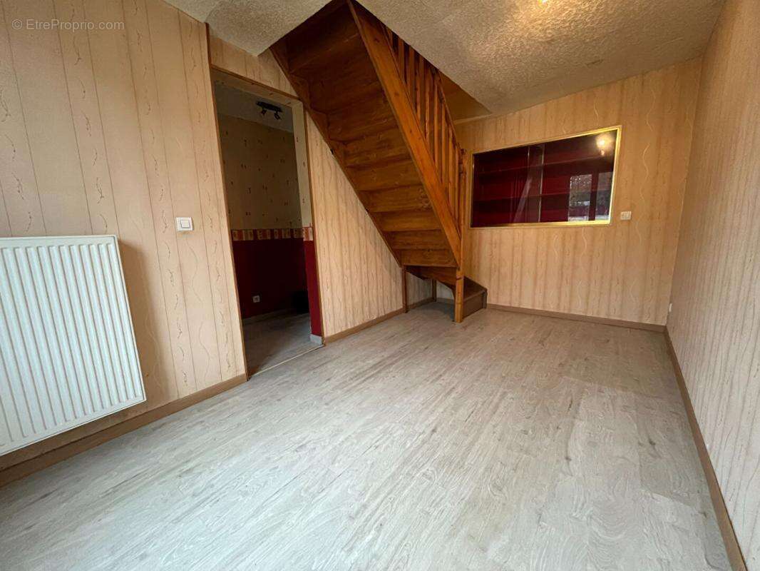 Maison à SERIFONTAINE