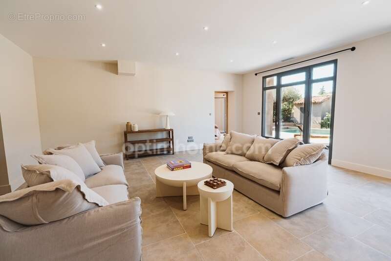 Maison à MAUSSANE-LES-ALPILLES