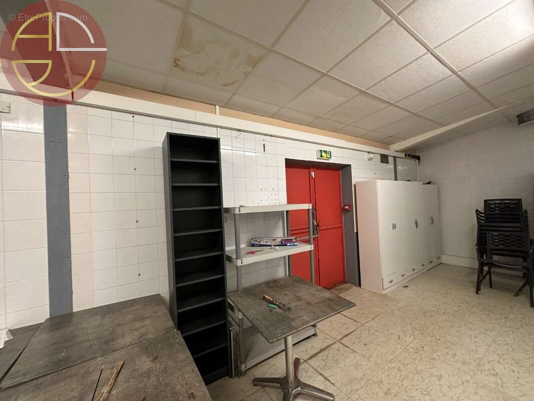 Commerce à CINTEGABELLE