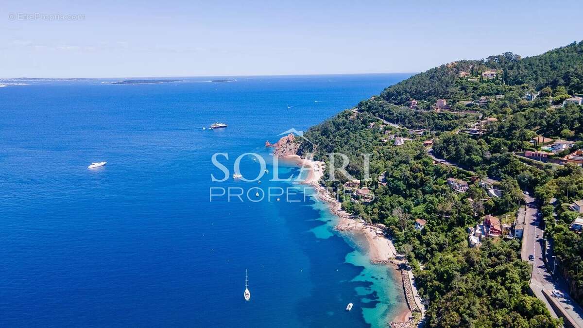Appartement à THEOULE-SUR-MER