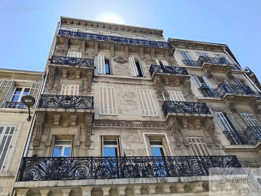Appartement à MARSEILLE-6E
