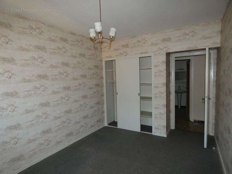 Appartement à VEYNES