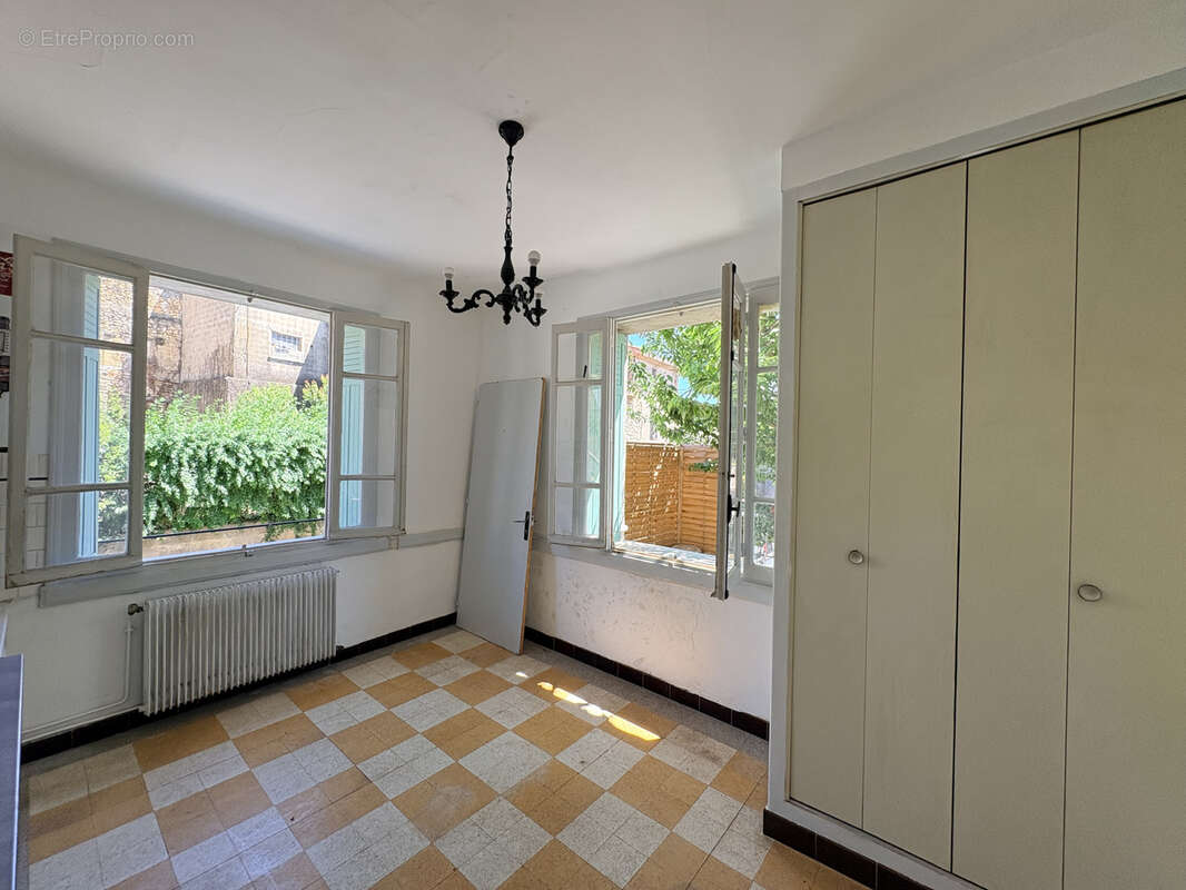 Maison à SAINTE-ANASTASIE