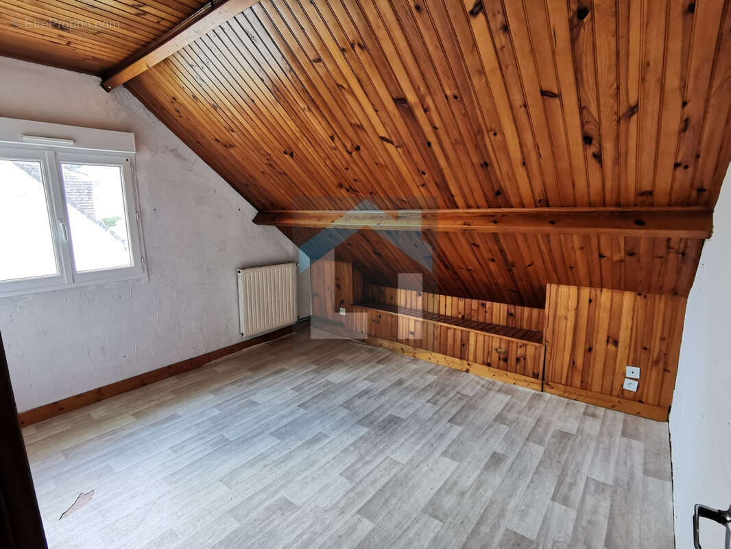 Maison à VILLEDIEU-LES-POELES