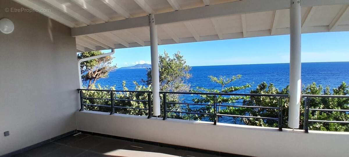 Appartement à VIEUX-FORT