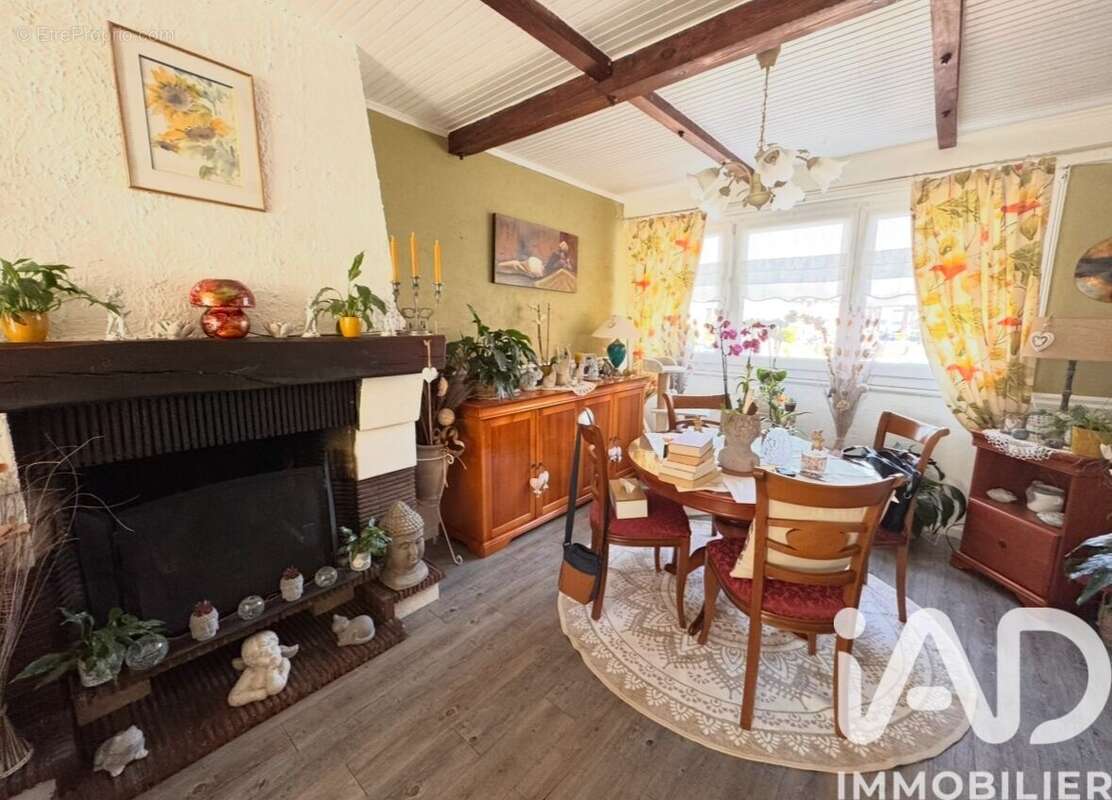 Photo 3 - Maison à SIN-LE-NOBLE