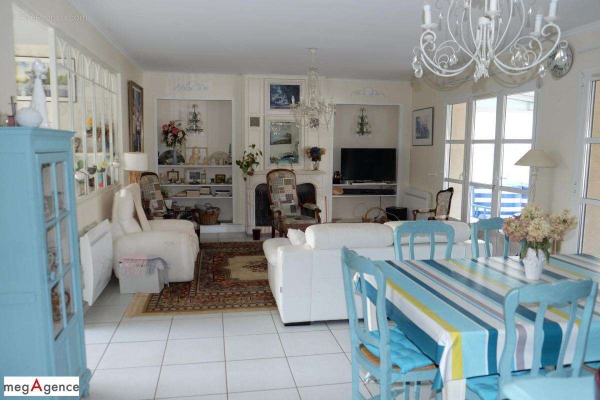 Maison à SAINTE-FEREOLE