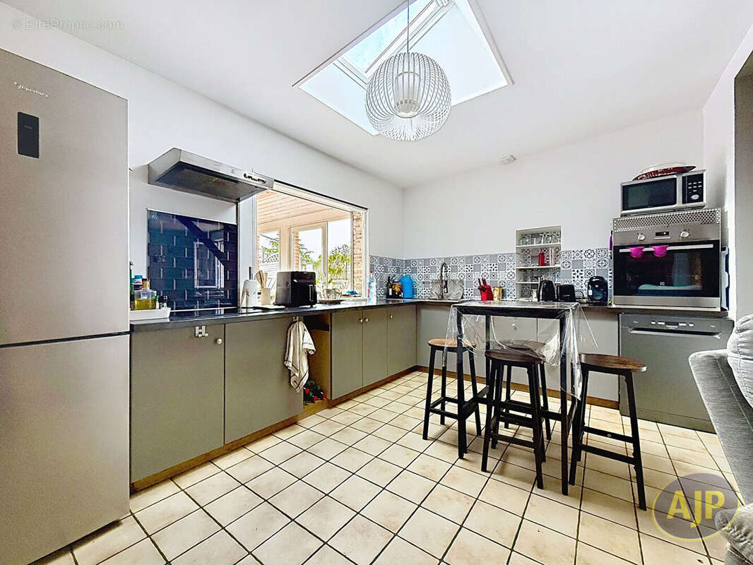 Maison Sainte Pazanne 3 pièce(s) 90 m2 - photo 4