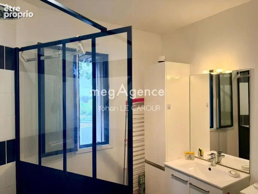 Appartement neuf de 80 m² en dernier étage, terrasse et parkings - photo 5