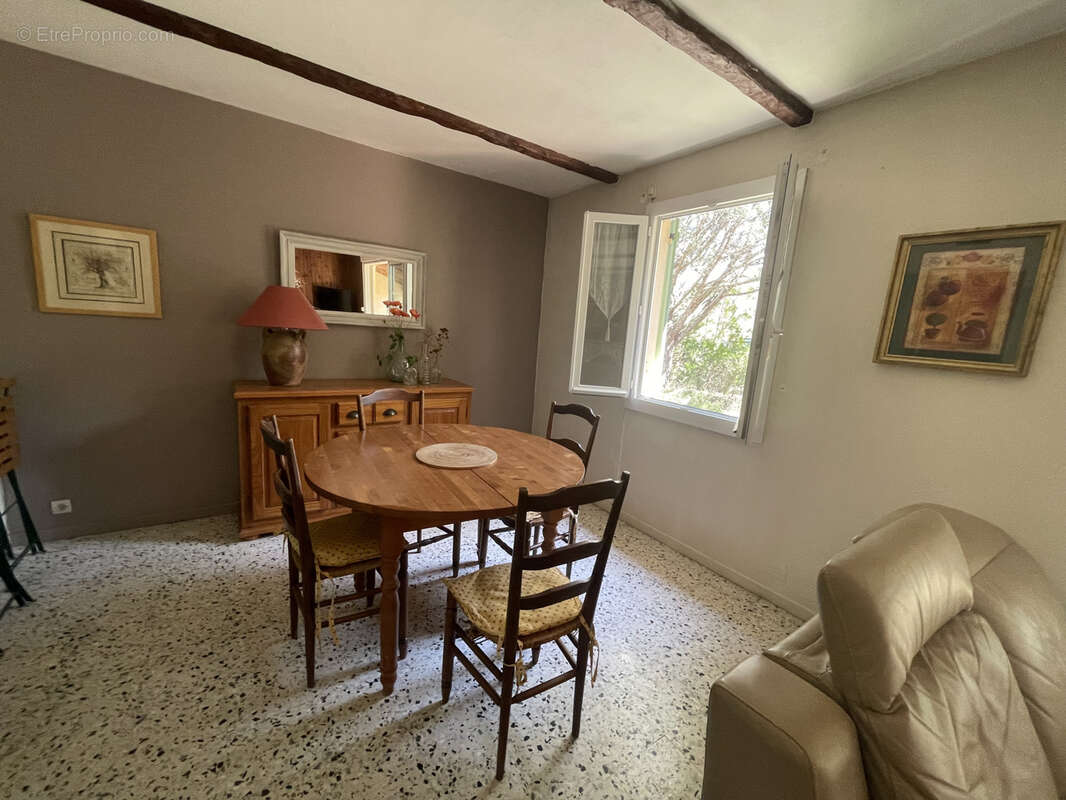 Maison à VAISON-LA-ROMAINE