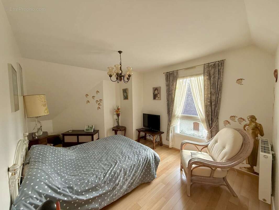 Maison 157 m² à Touques  - photo 11