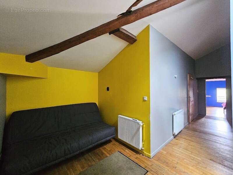 Maison 176 m² habitables - jardin - cour - grange  CHAURIAT (63) - photo 14