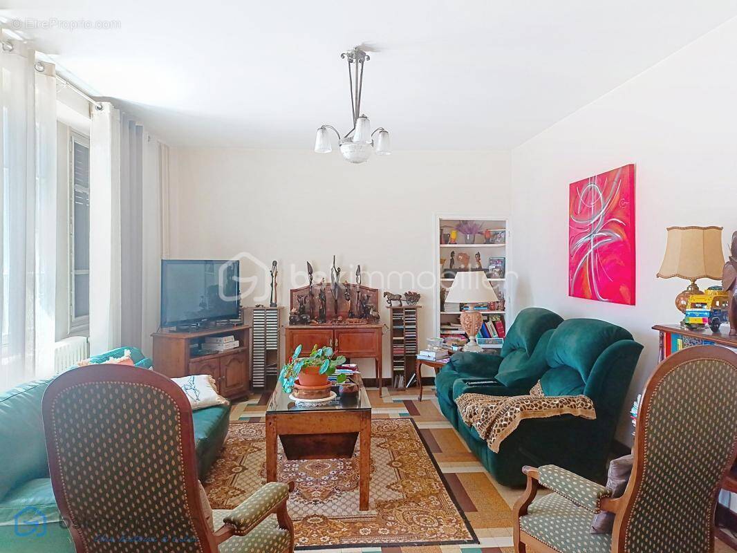 Appartement à COLOMBE