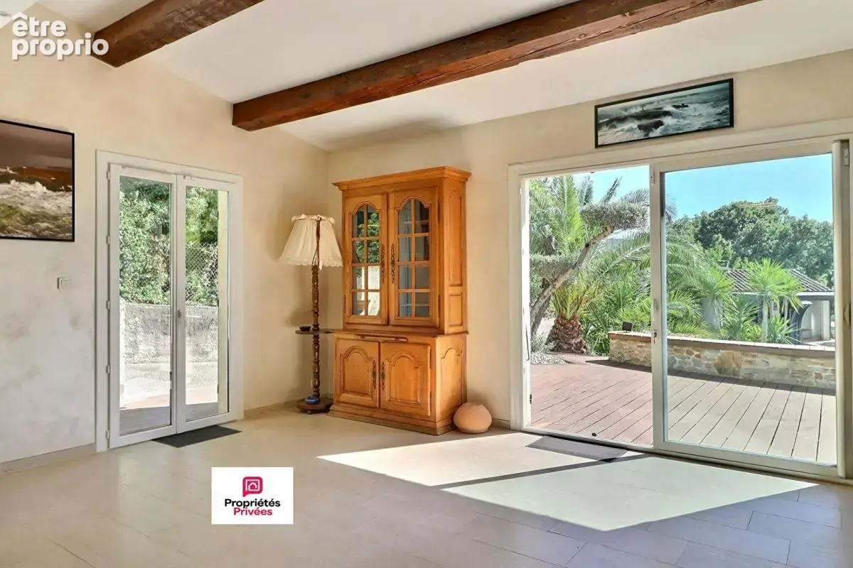 Maison Aubagne 8 pièce(s) 190 m2 avec piscine - jacuzzi sur 1200 m2 de terrain - photo 13
