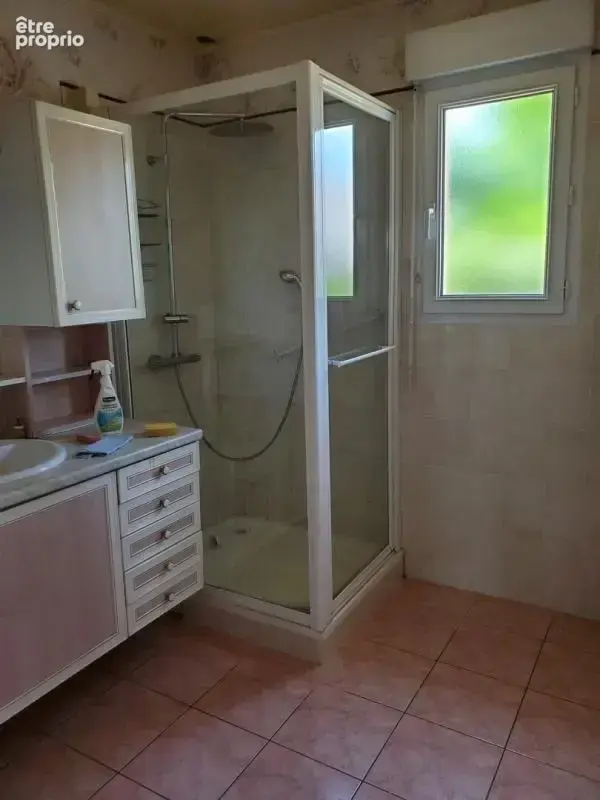 10 kms de Verneuil Pavillon trois chambres avec sous-sol - photo 6