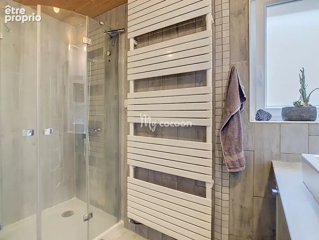 Maison - T5 - 141 m² - photo 13
