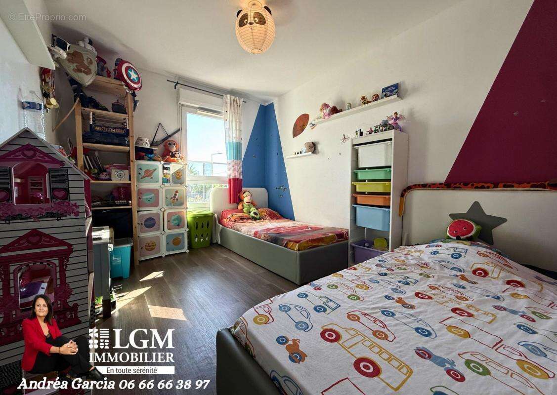 Maison à CHATEAUNEUF-LES-MARTIGUES