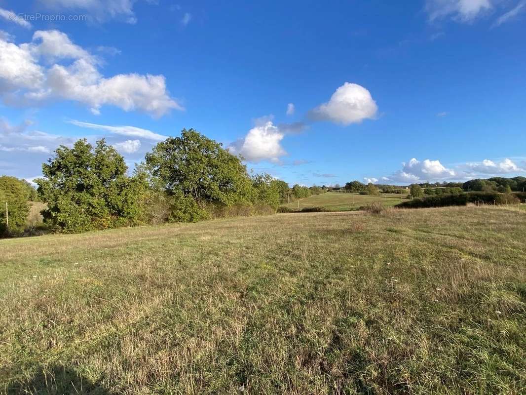 Maison à PUY-L&#039;EVEQUE