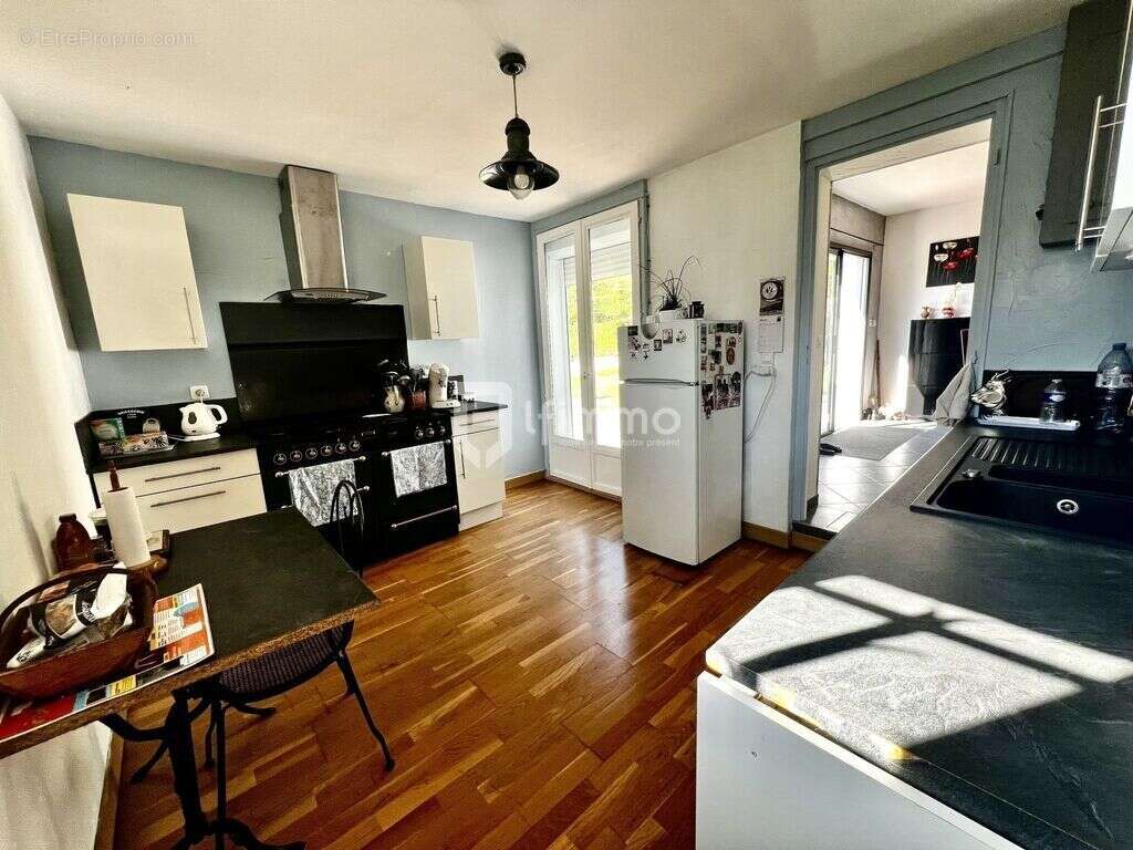 Maison à MONTPON-MENESTEROL