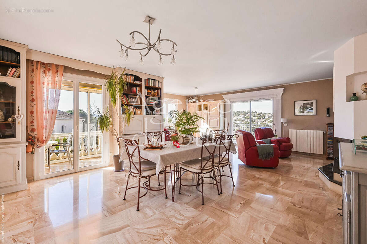 Maison à CARNOUX-EN-PROVENCE